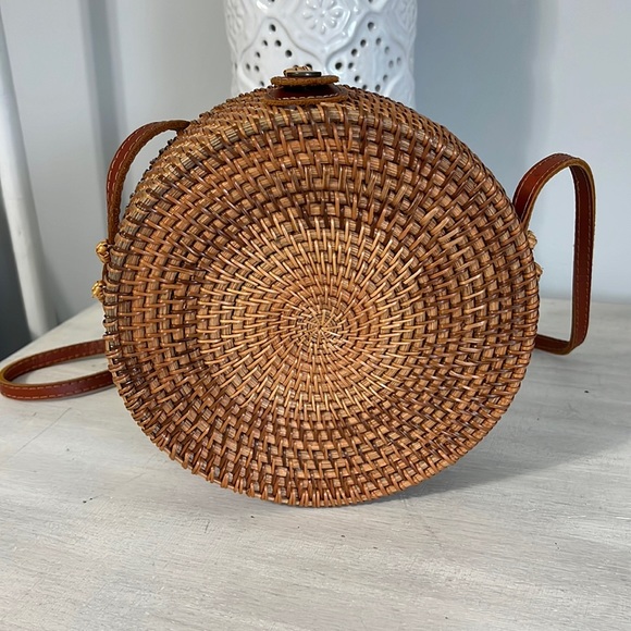 Handbags - Purse Wicker Rafia Round Crossbody Purse
